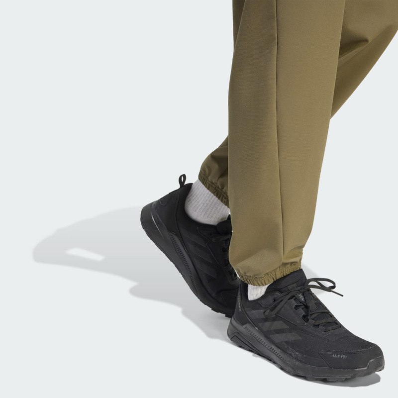Multi CLIMA365 Liteflex Cargo Joggers 6