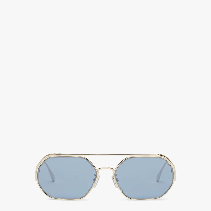 Sunglasses with blue-mirrored lenses 1