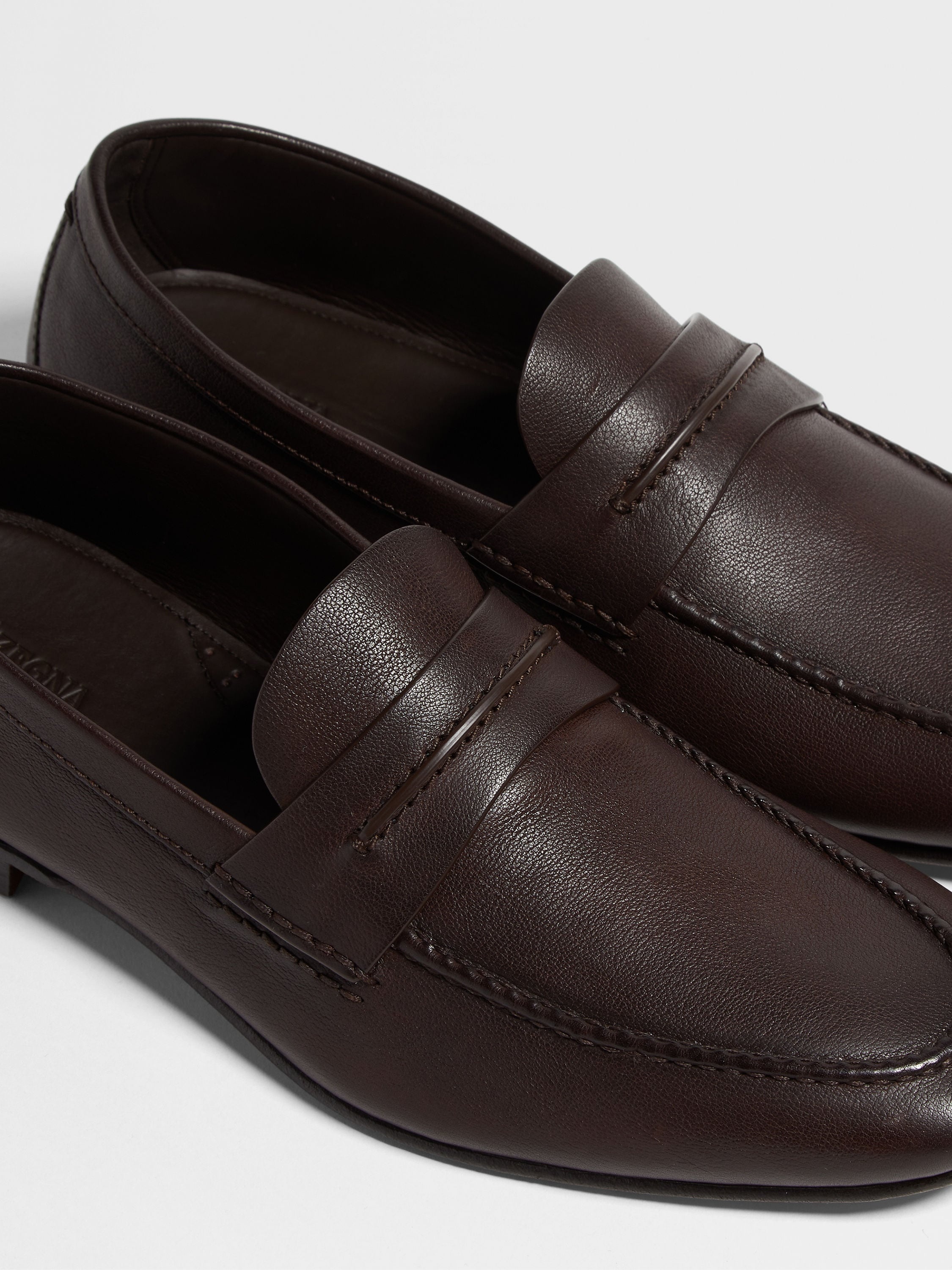 DARK BROWN NATURAL GRAIN LEATHER MOCASSIN LOAFER - 4