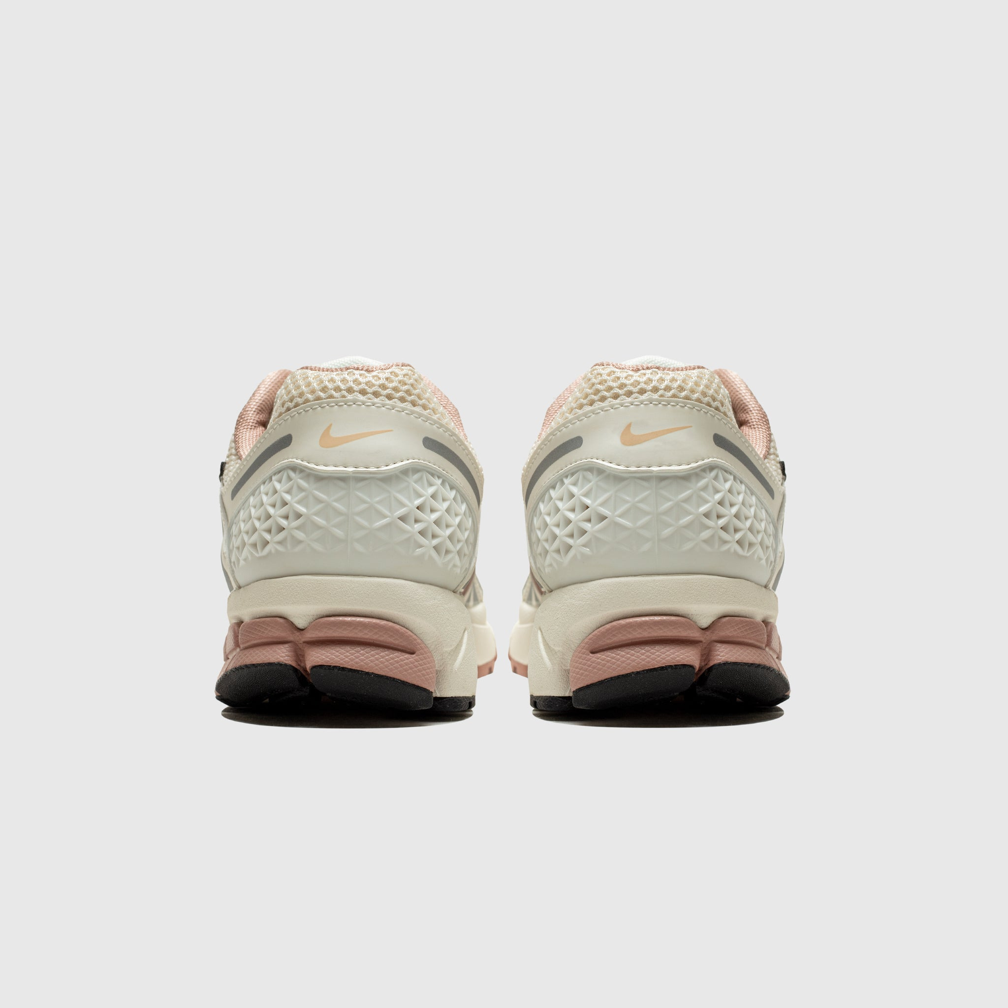 WMNS ZOOM VOMERO 5 "PARTICLE PINK" - 4