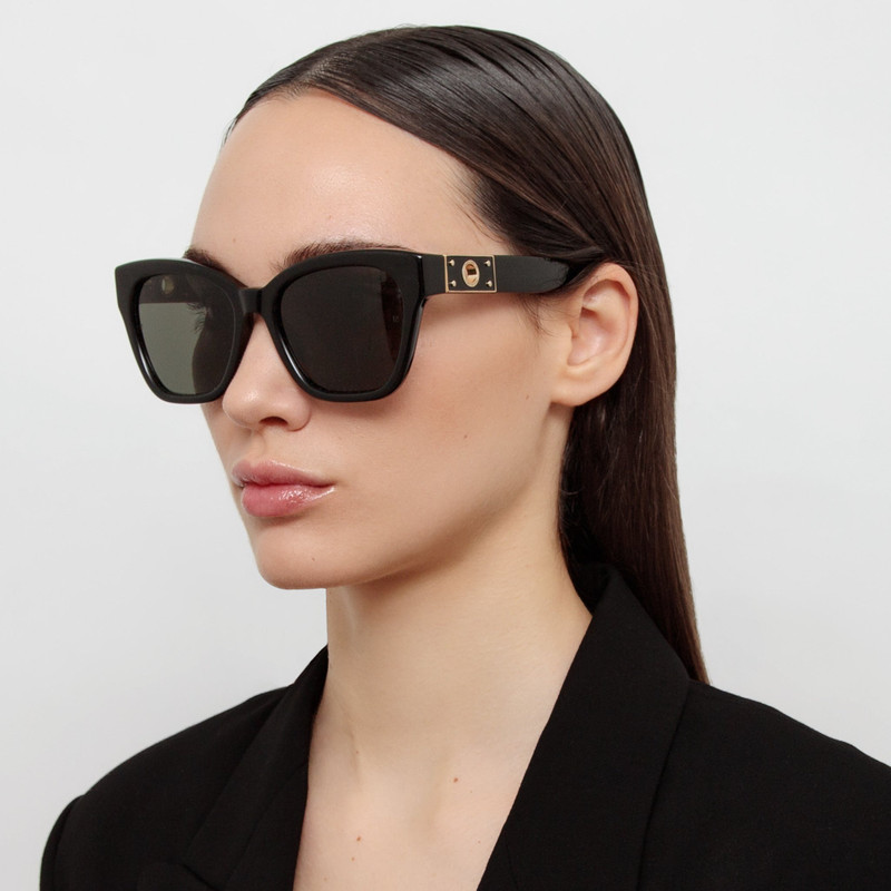 LINDA FARROW Tamara Cat Eye Sunglasses in Black outlook