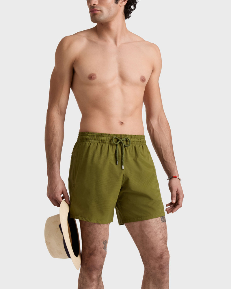 Vilebrequin MEN MICRO-PERFORATED ULTRA-LIGHT AND PACKABLE SWIM SHORTS SOLID outlook