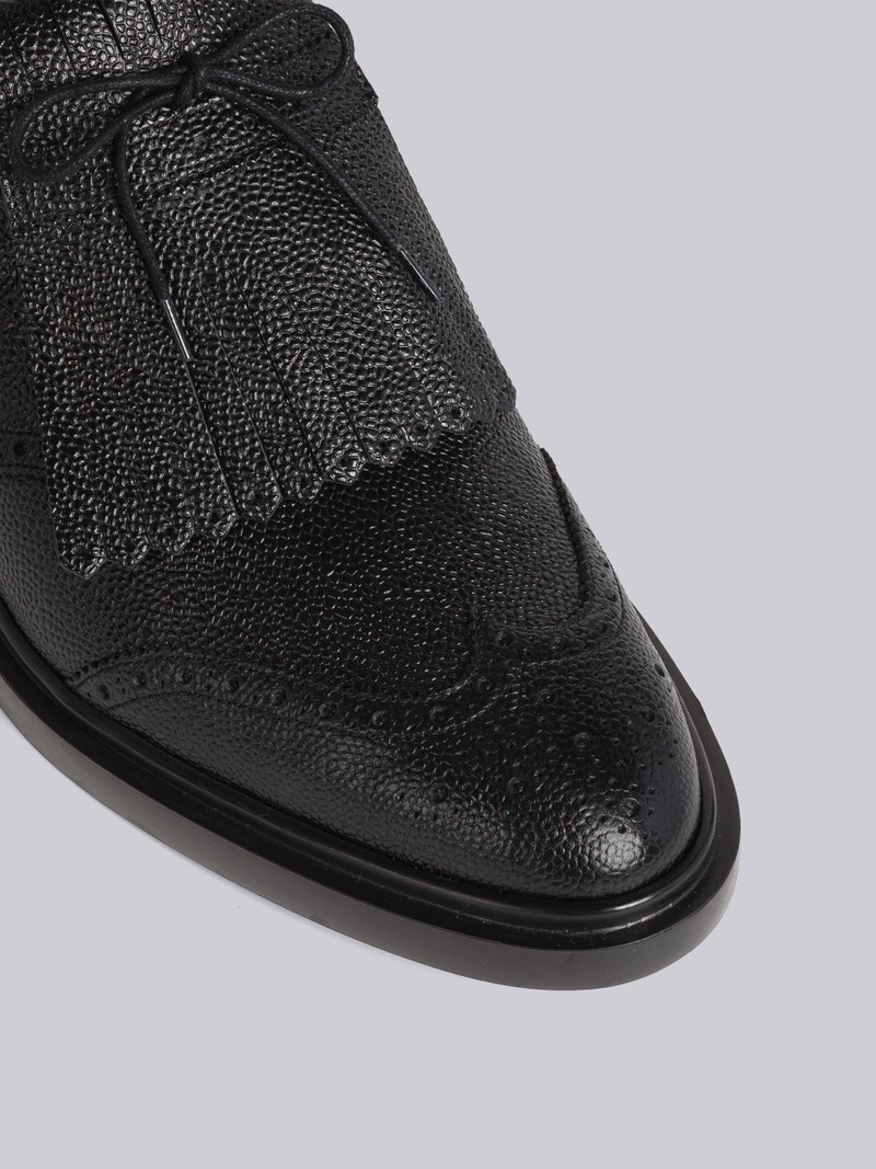 Thom Browne PEBBLE GRAIN LEATHER KILT WINGTIP BROGUE outlook