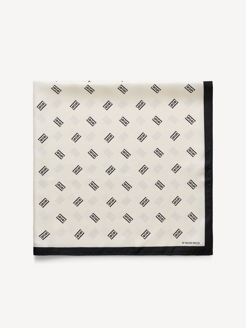 BY MALENE BIRGER Monnas silk scarf outlook