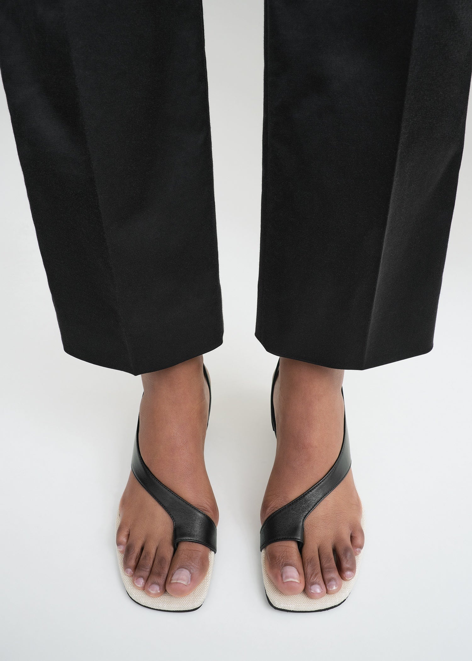 Leather heeled thong sandals black/sand - 2