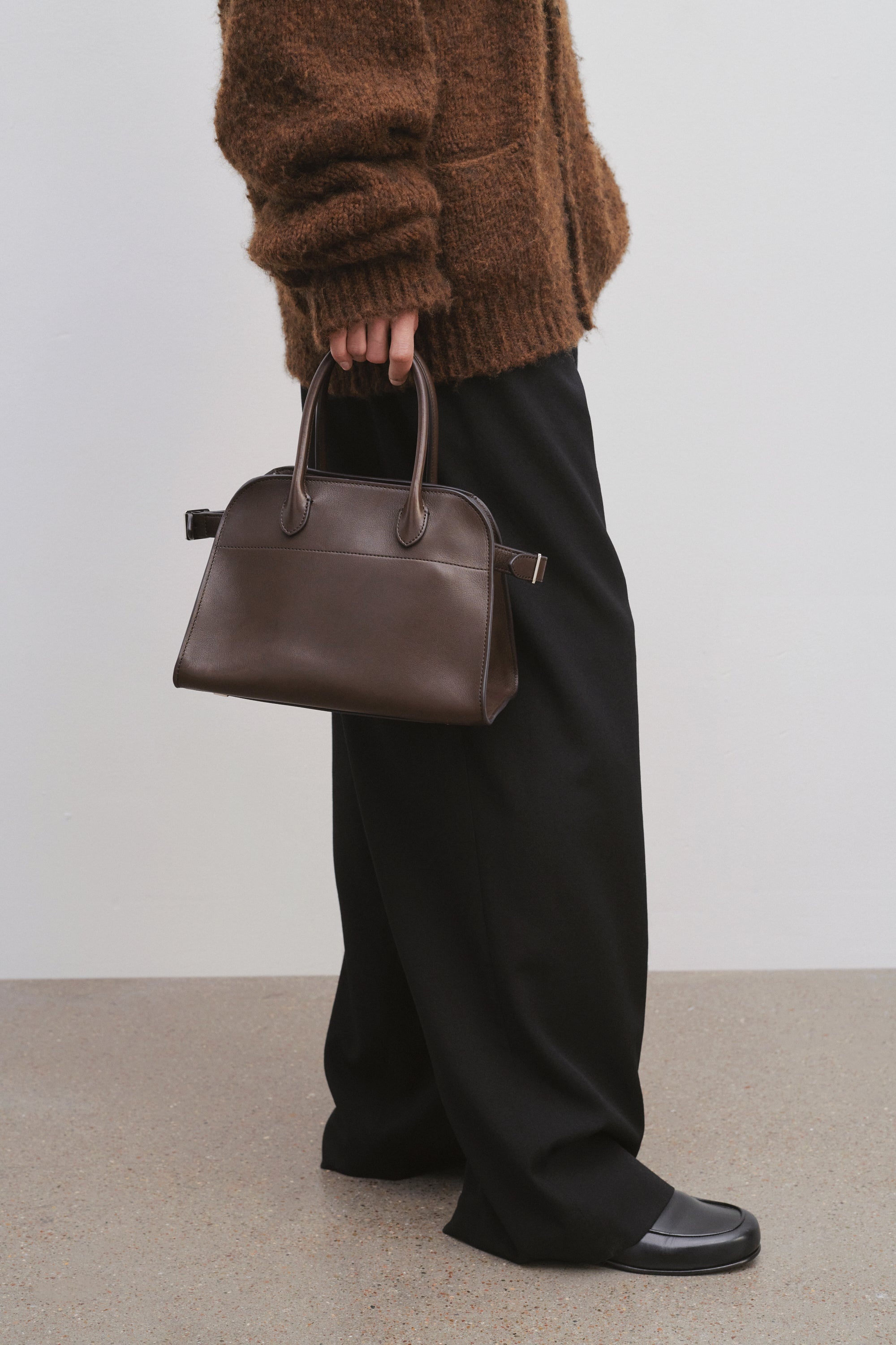 The Row Soft Margaux 10 Bag in Leather | REVERSIBLE The Row Soft Margaux 10 Bag in Leather | REVERSIBLE