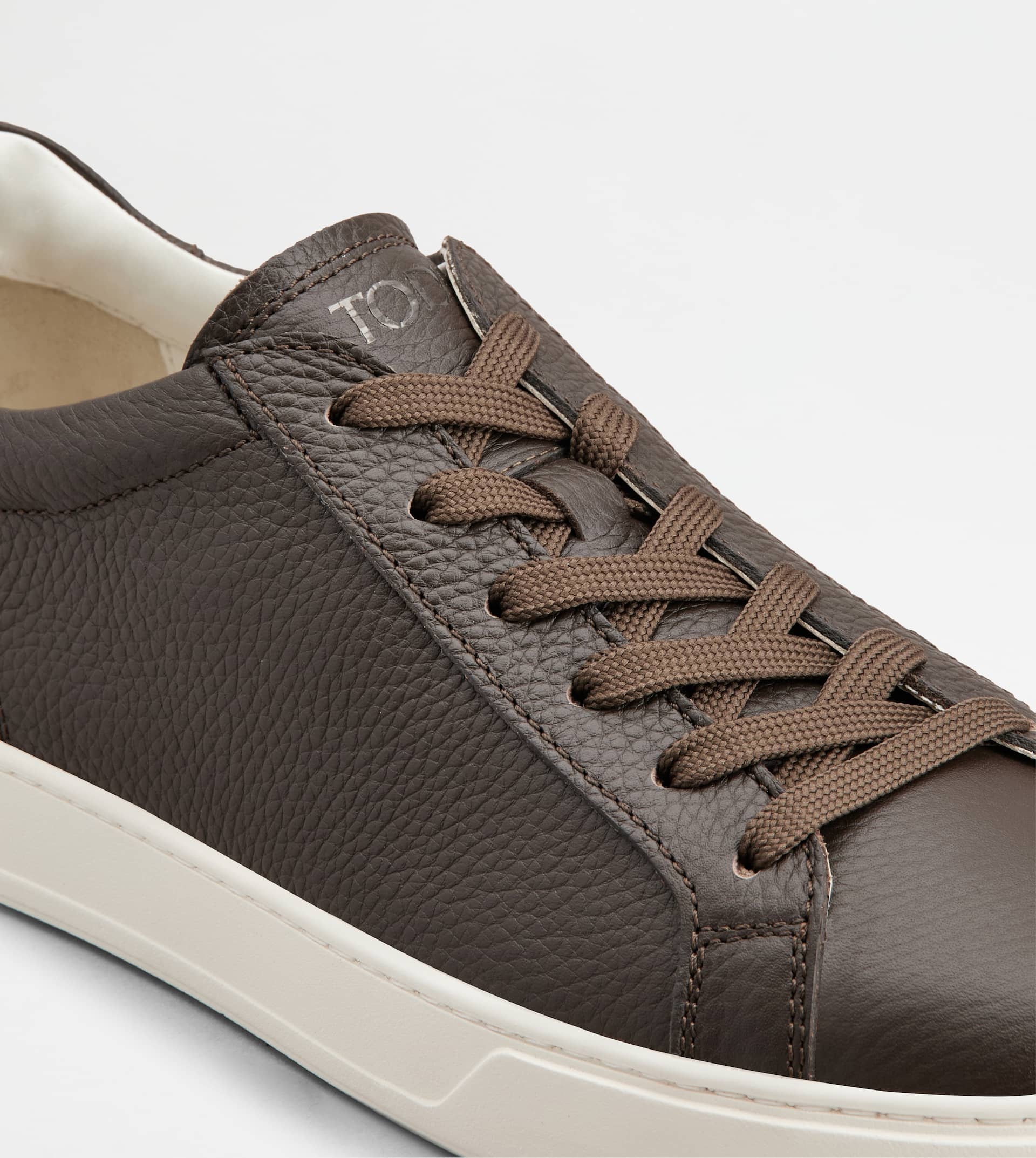 SNEAKERS IN LEATHER - BROWN - 5