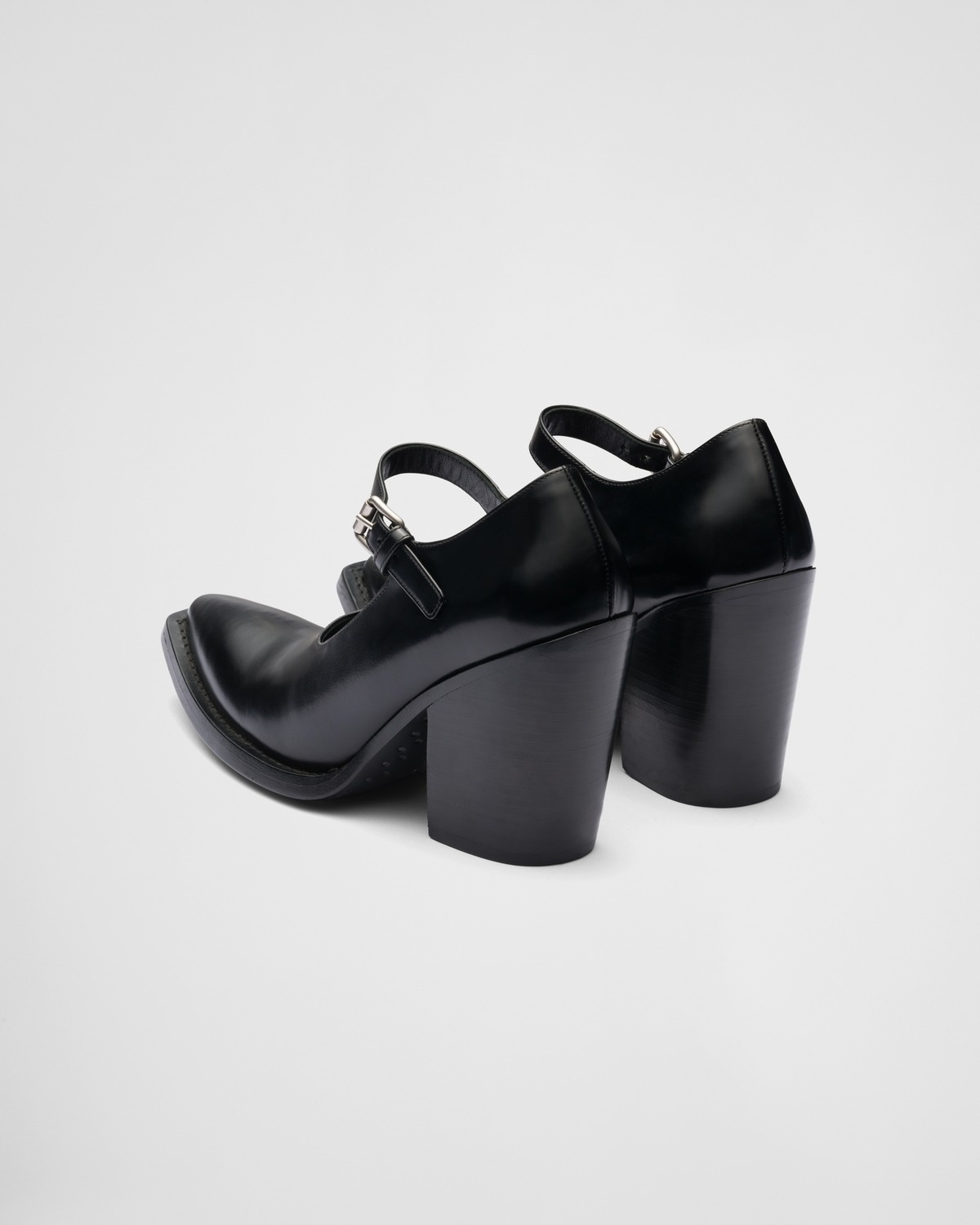 Brushed leather pumps - 5