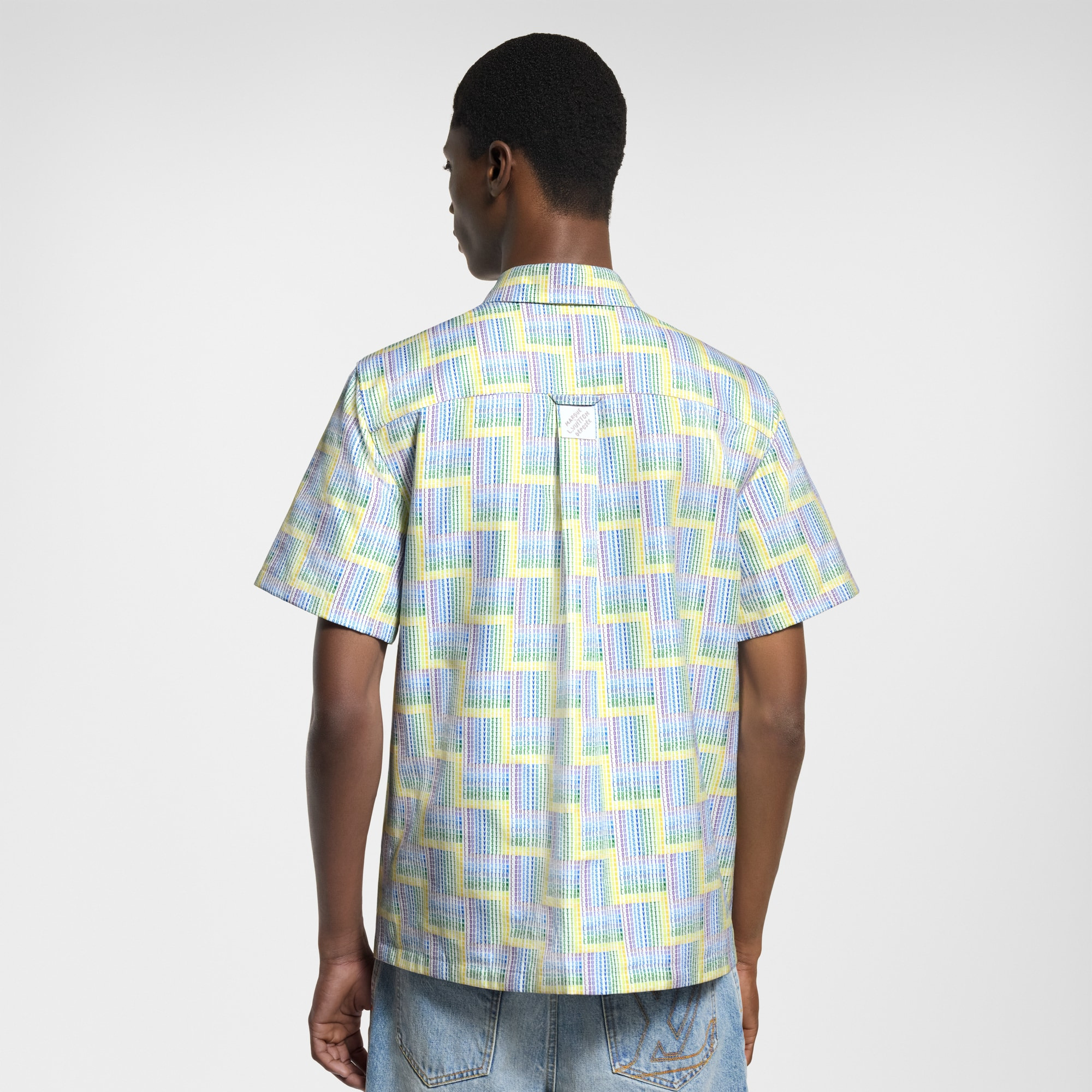 Graphic Printed Short-Sleeved Shirt - 7