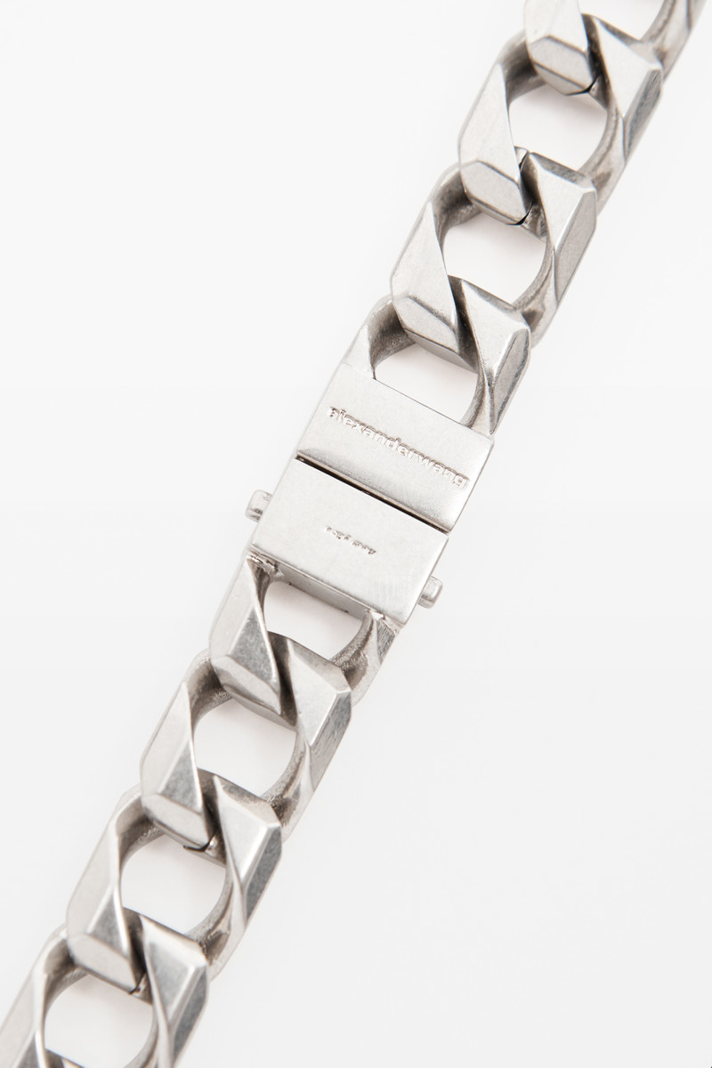 CUBAN LINK NECKLACE IN STAINLESS STEEL 4