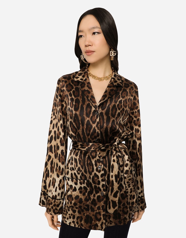 Leopard-print satin pajama shirt with belt - 4