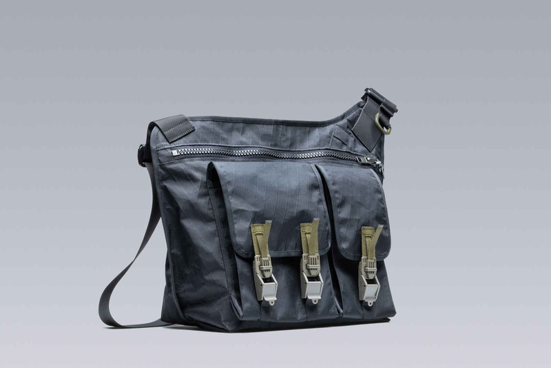 ACRONYM 3A-1 Black outlook