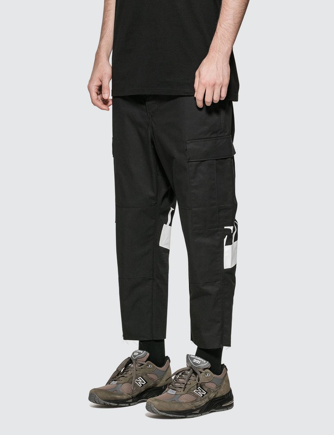 Hem Cut-off Cropped Cargo Pants - 2