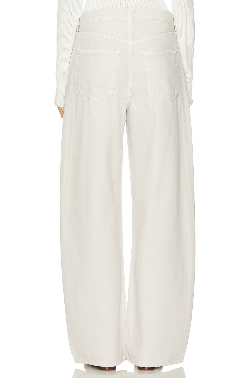 Low Curve Wide Leg - 4
