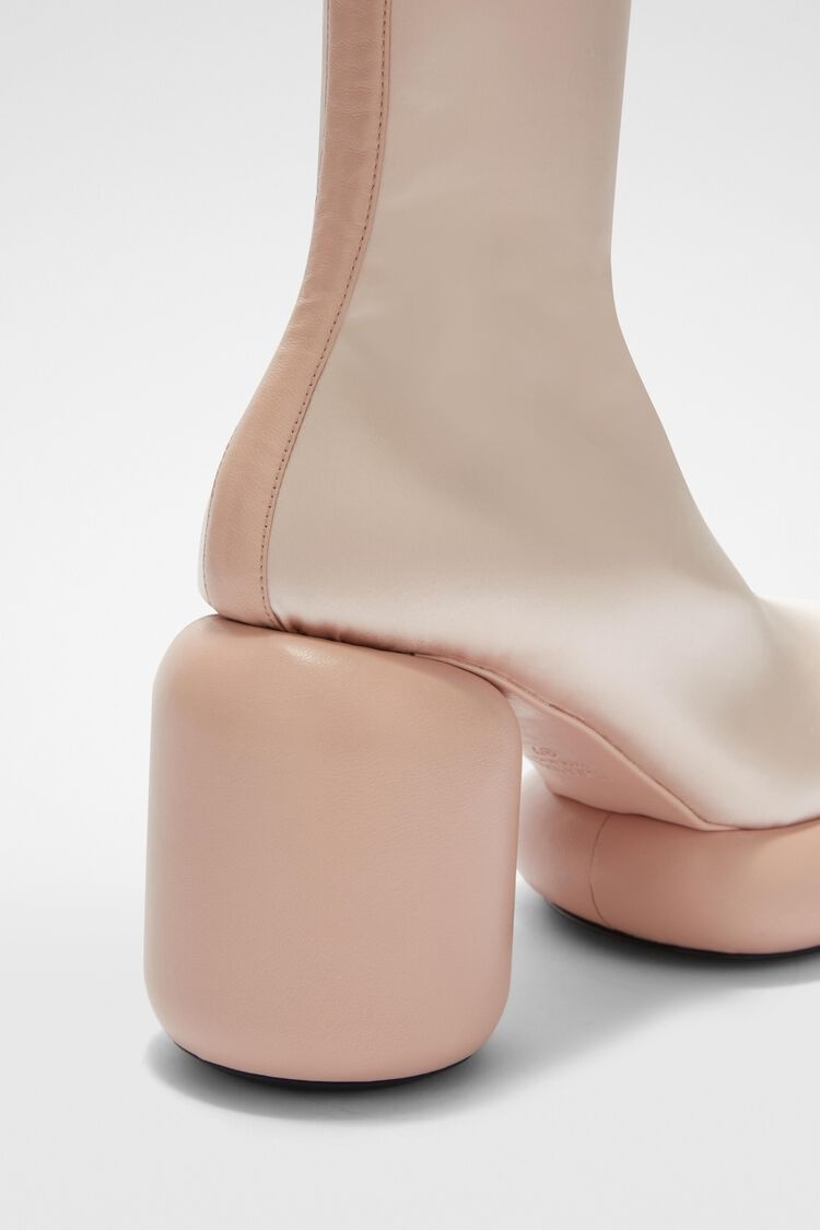 Chelsea Boots - 6
