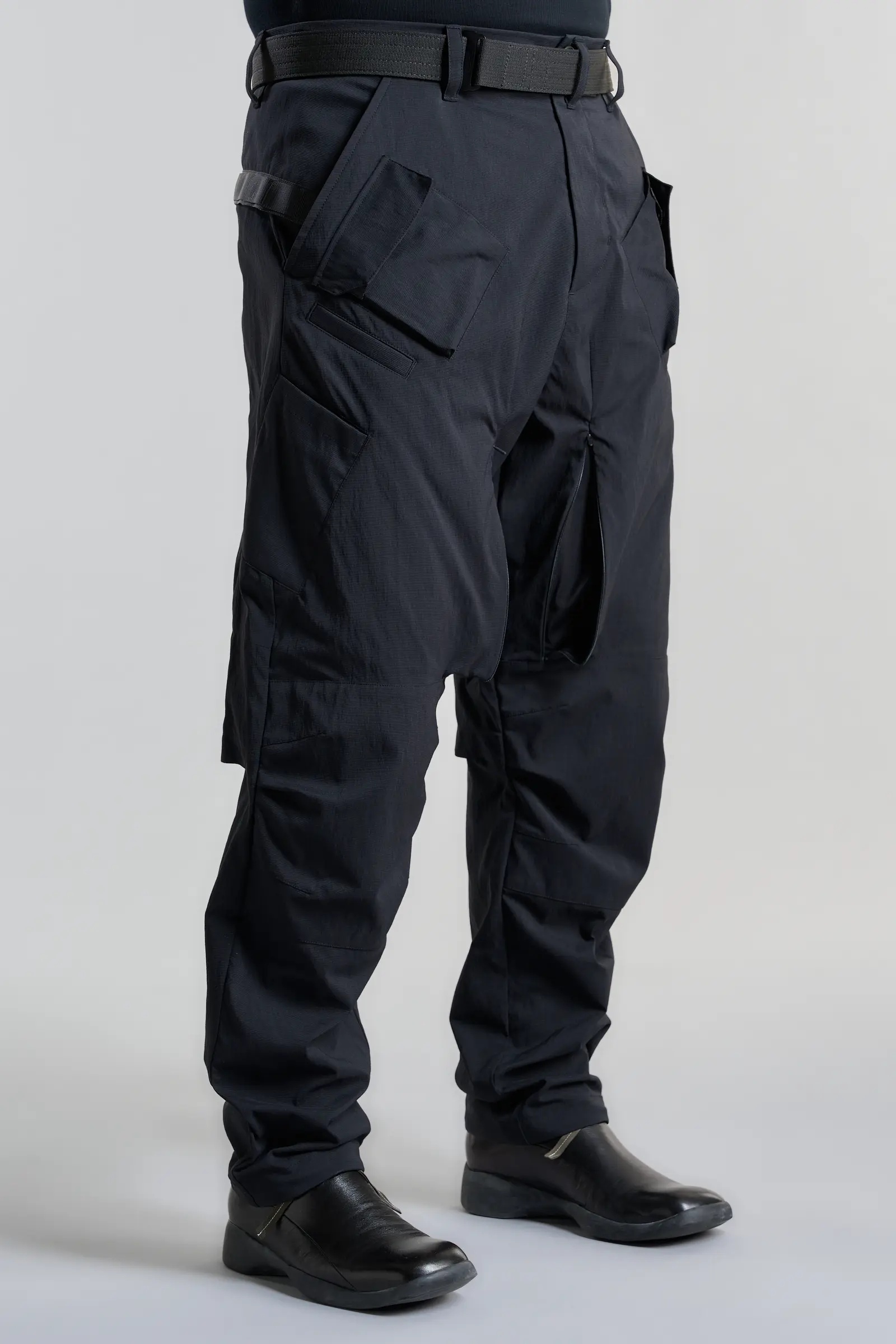 P24TS-DC schoeller® Dynamic Articulated Tec Sys Vent Trouser Black - 12