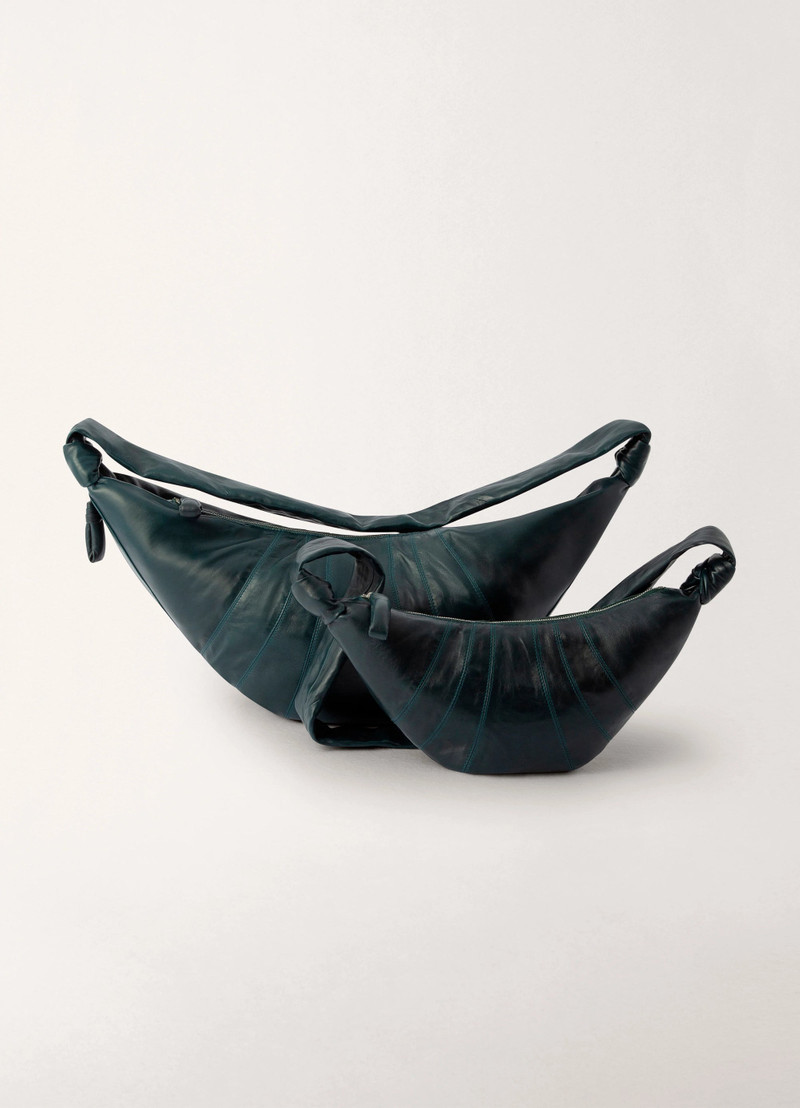 SMALL CROISSANT BAG
SOFT NAPPA LEATHER 7