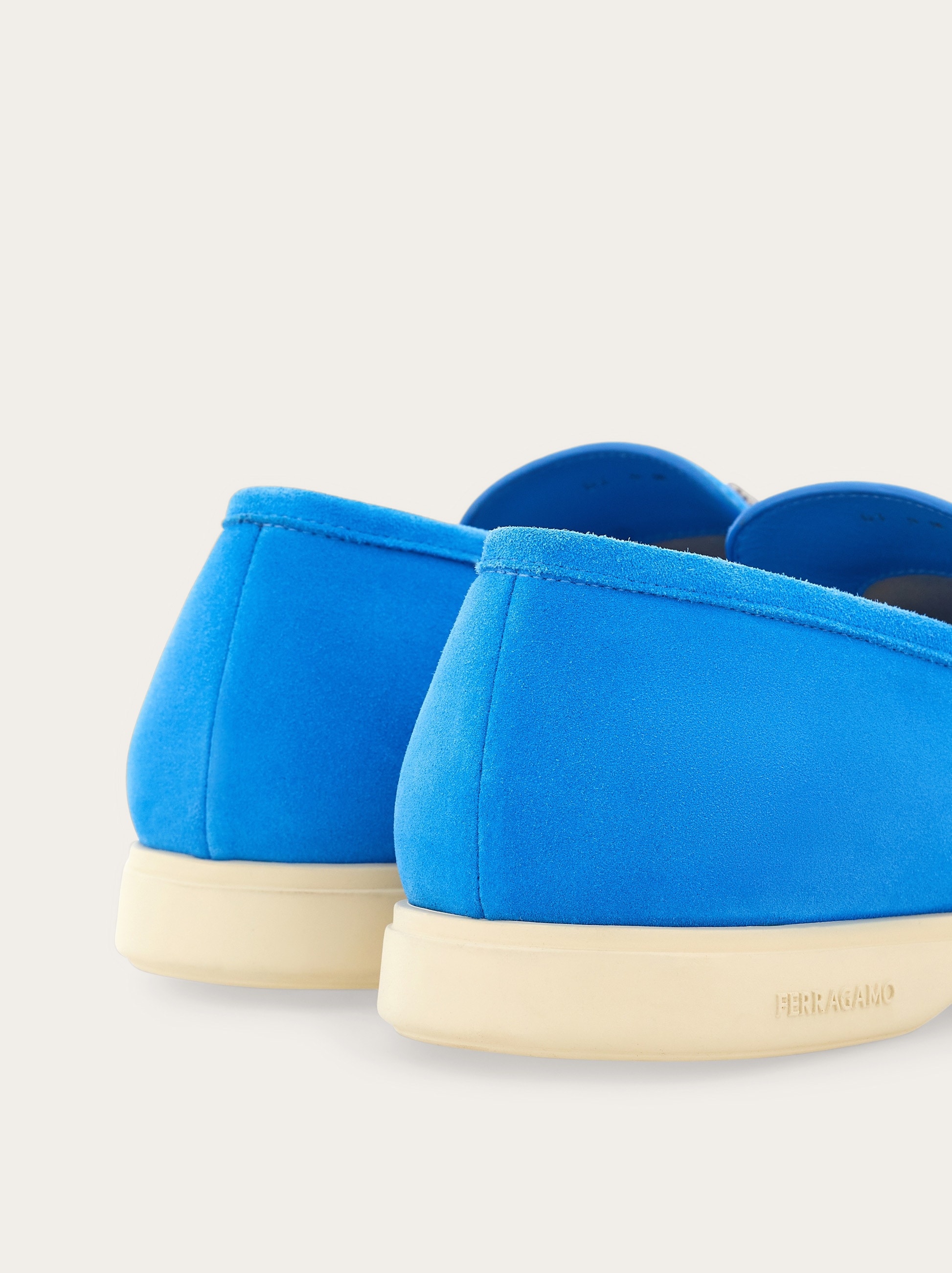 Casual loafer with Gancini ornament - 3