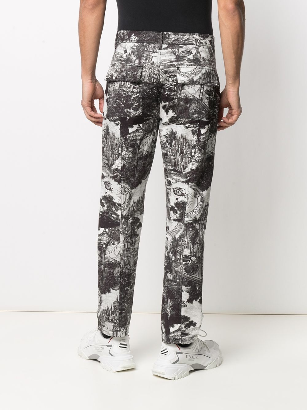 graphic-print straight-leg trousers - 4