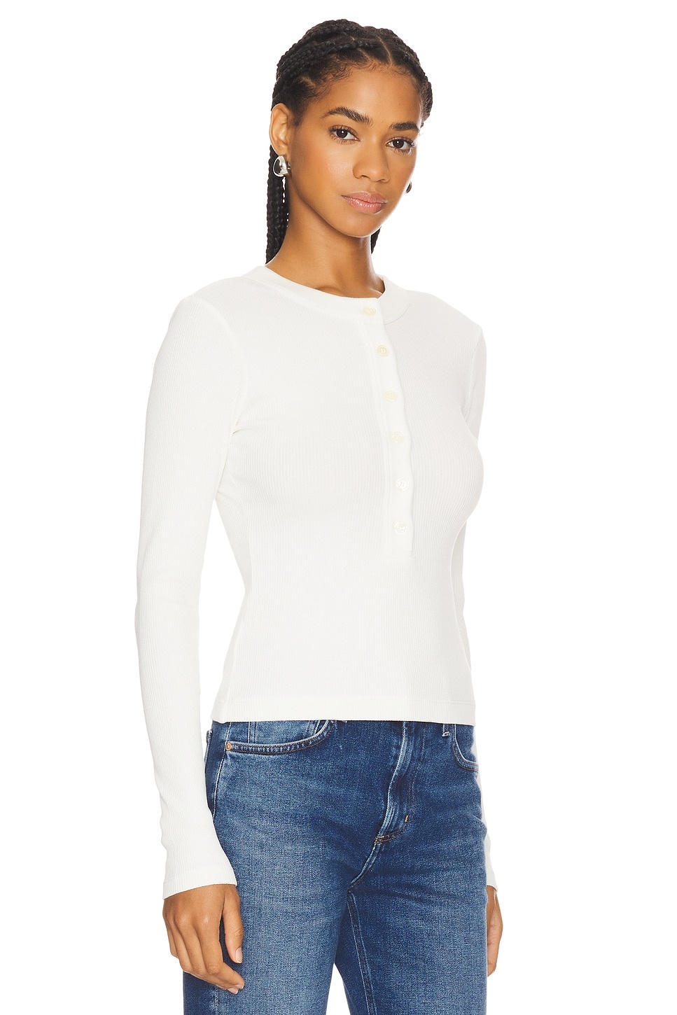 Varra Henley - 2
