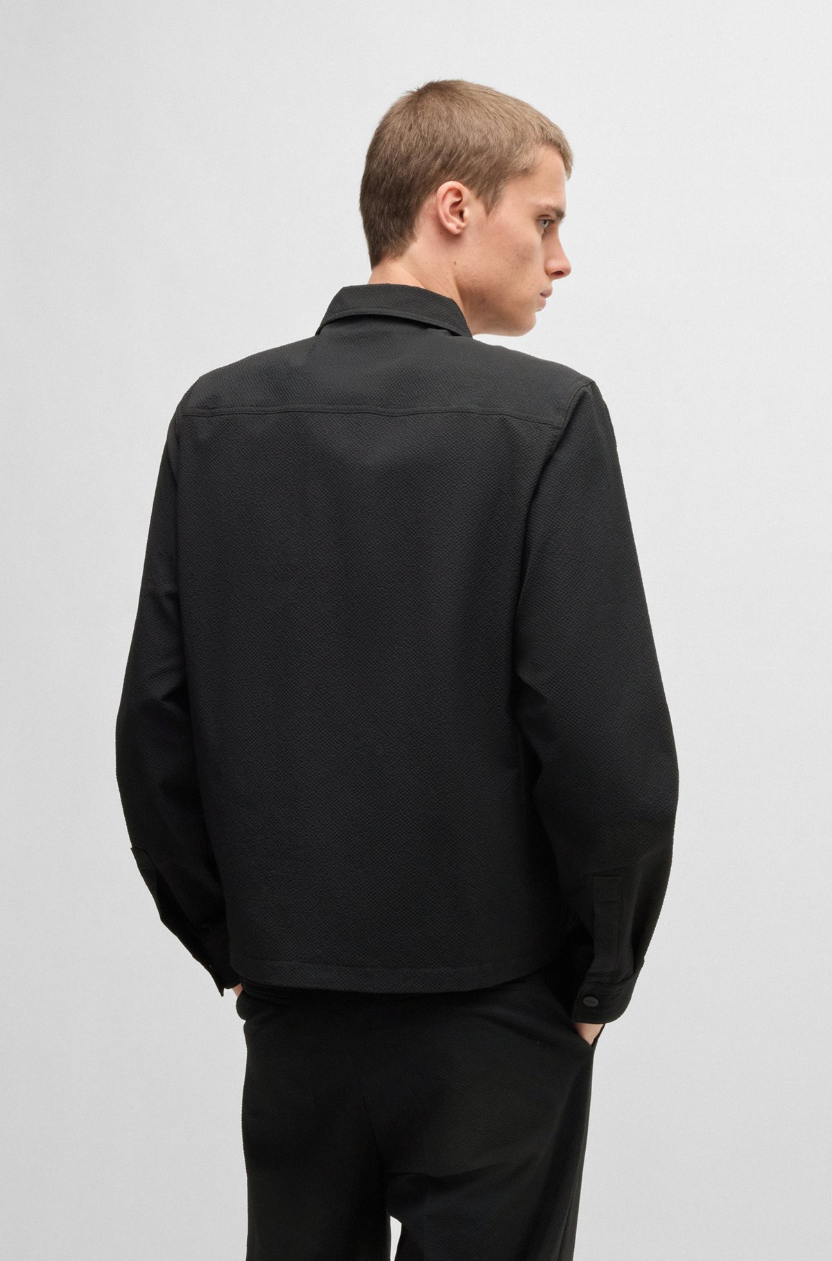 OVERSIZE-FIT OVERSHIRT IN WATER-REPELLENT SEERSUCKER - 5