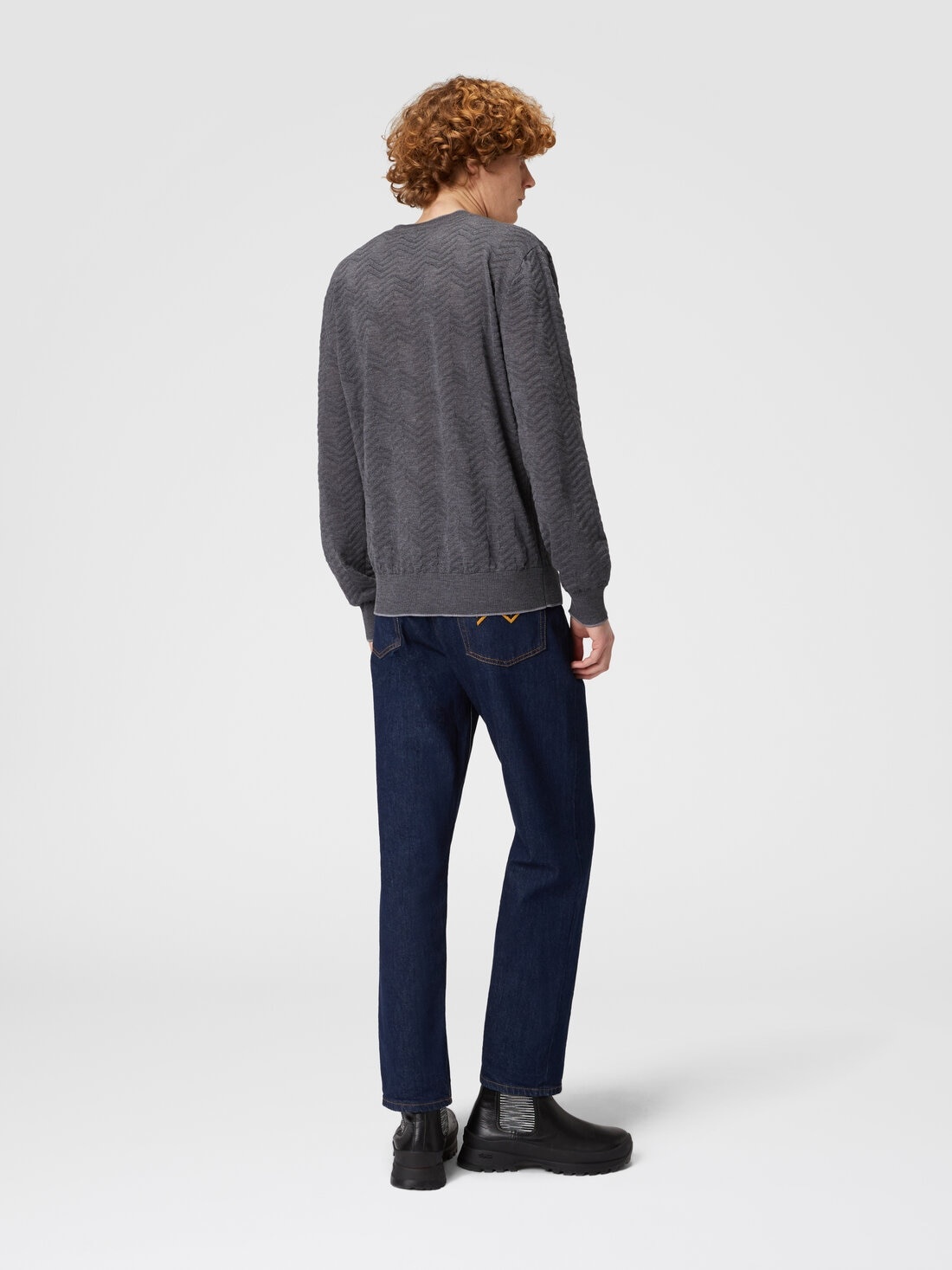 Wool crewneck pullover with tone-on-tone chevron - 3