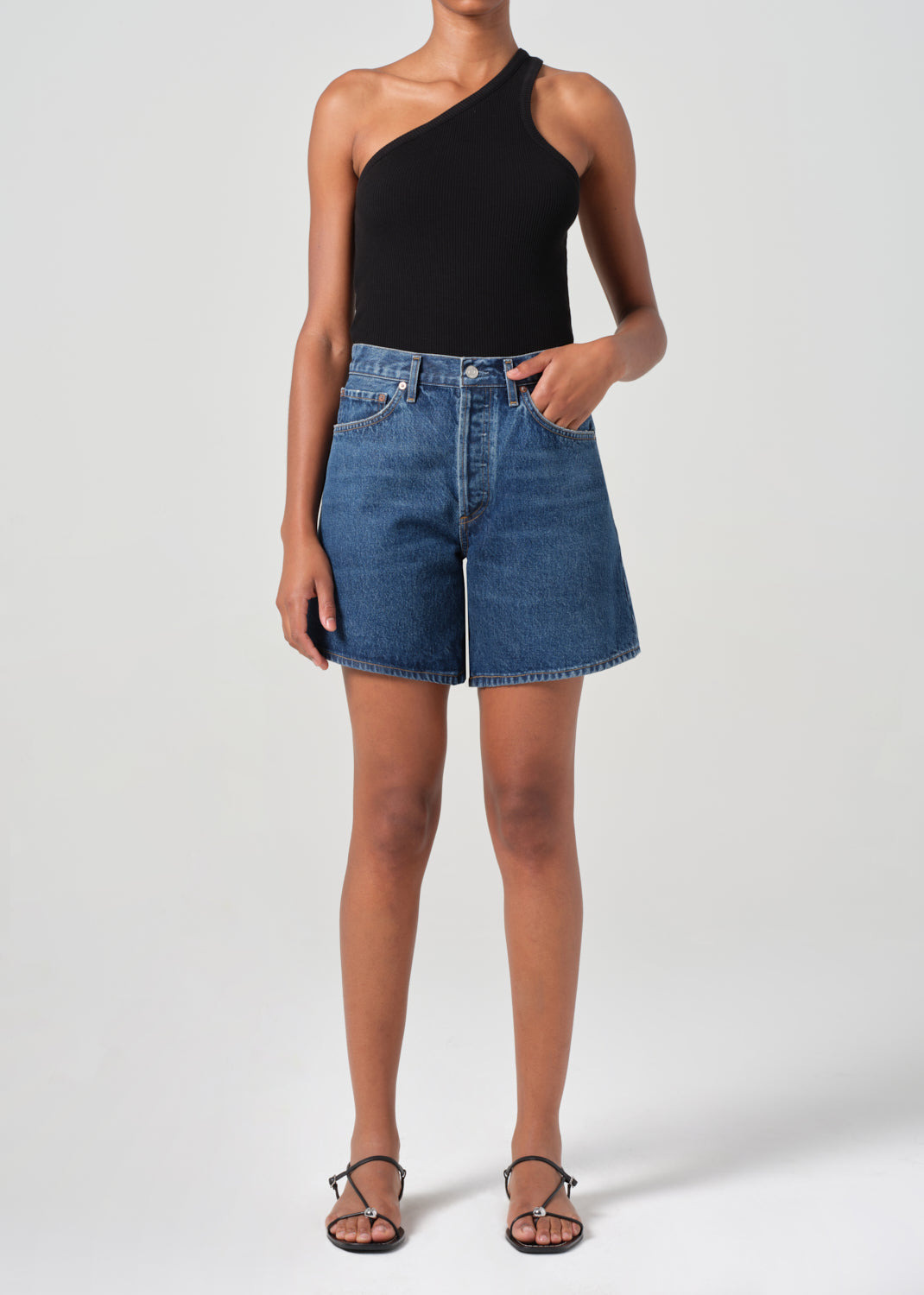 DAME SHORT IN ENAMOUR - 2