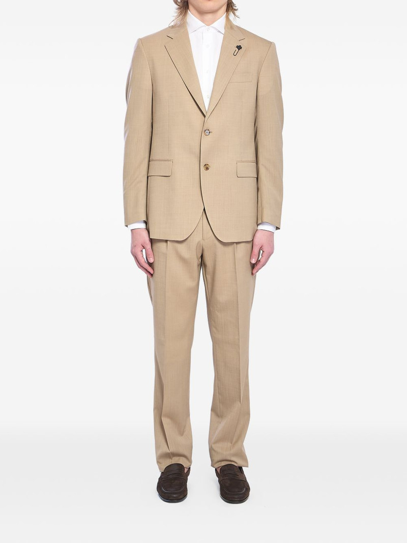 Feeling single-breasted suit 1