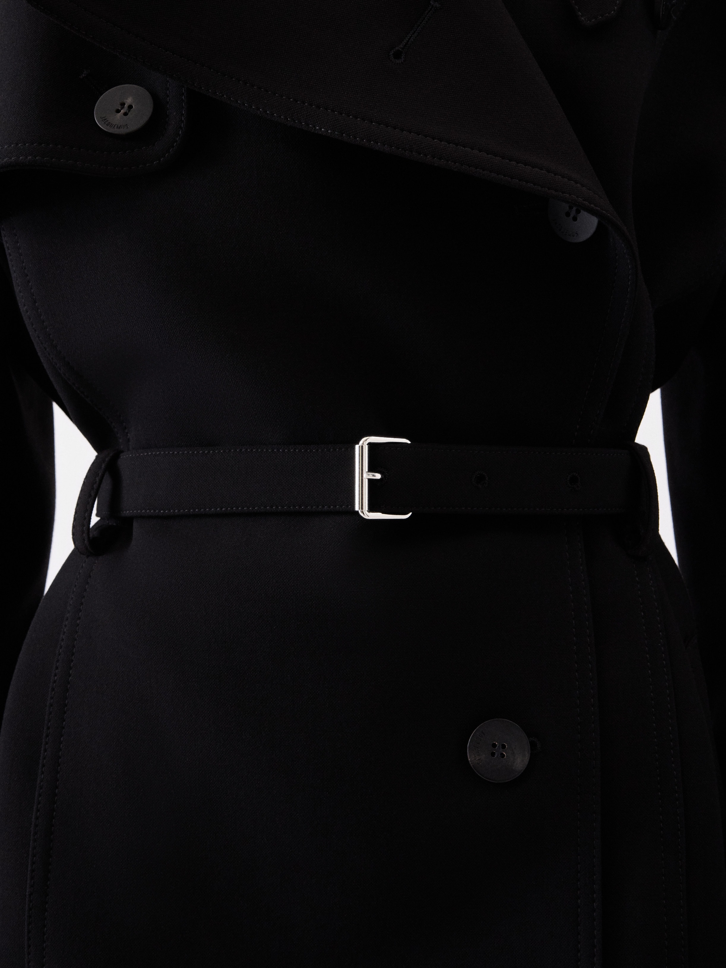 The short Ovalo trench coat - 7
