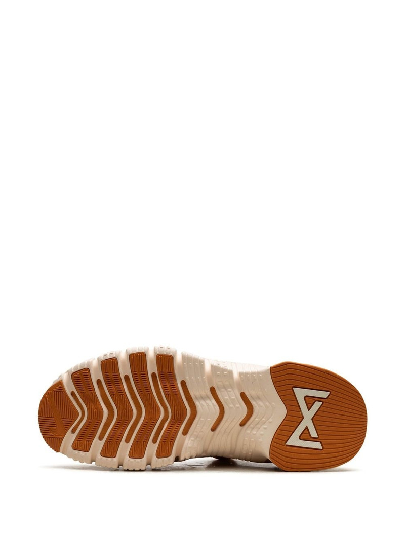 Free Metcon 5 "Amber Brown" sneakers 7