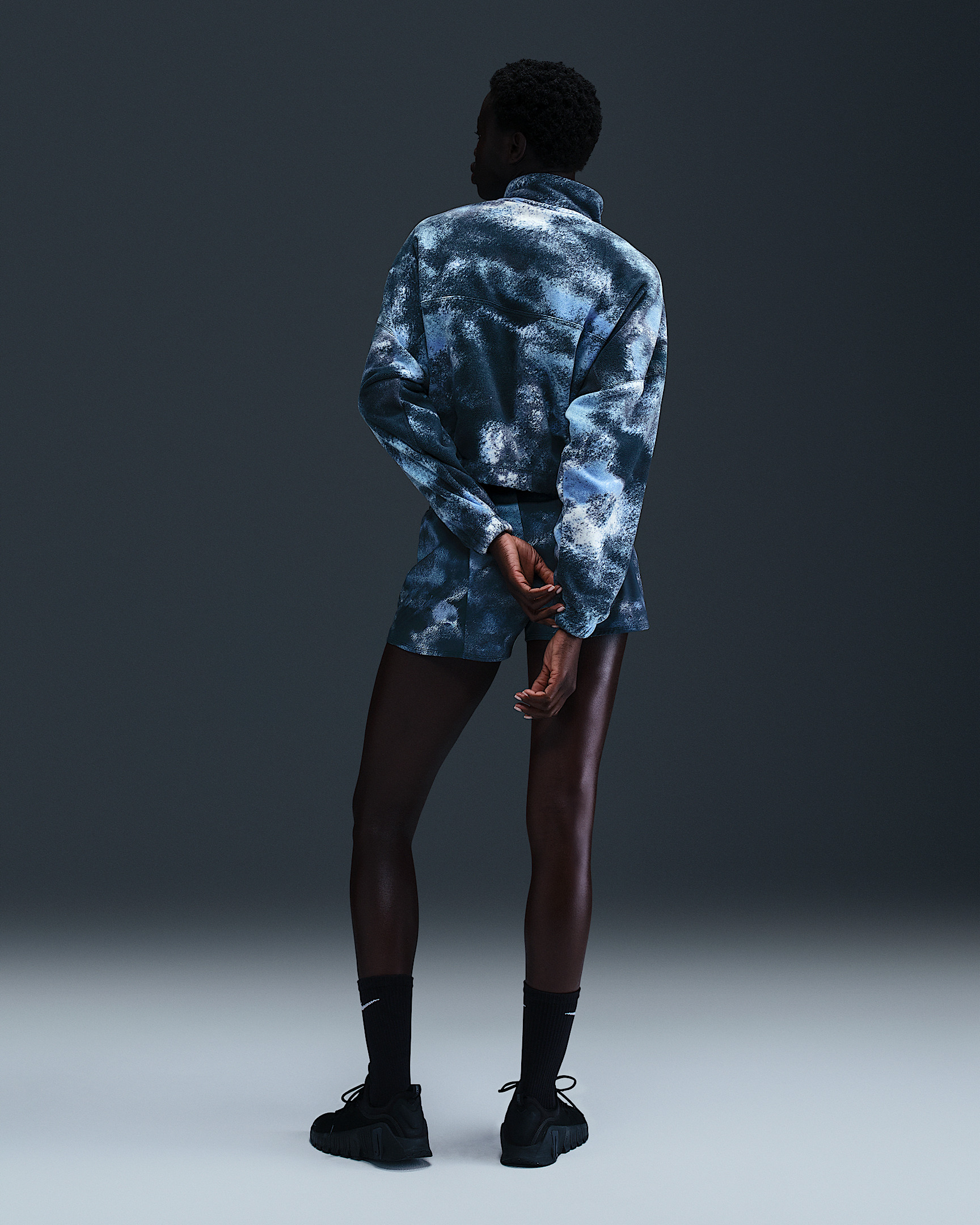 Nike One Women's Therma-FIT Oversized 1/2-Zip Fleece Printed Top - 5