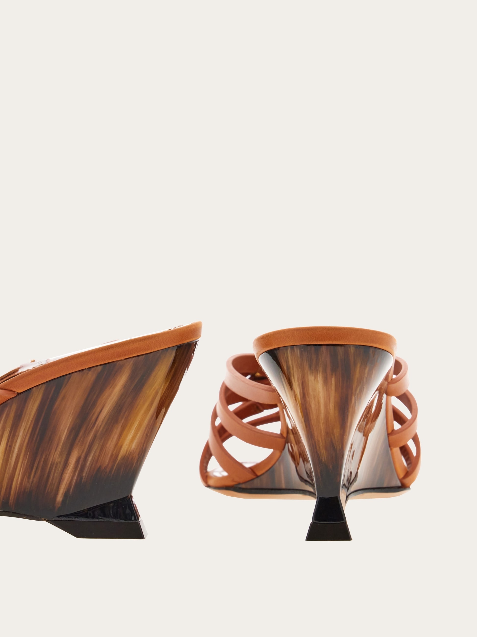 Wedge slide with Gancini ornament - 7