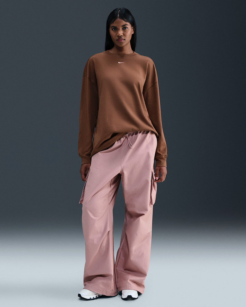 Nike Sportswear Essential Women's Oversized Long-Sleeve T-Shirt 4