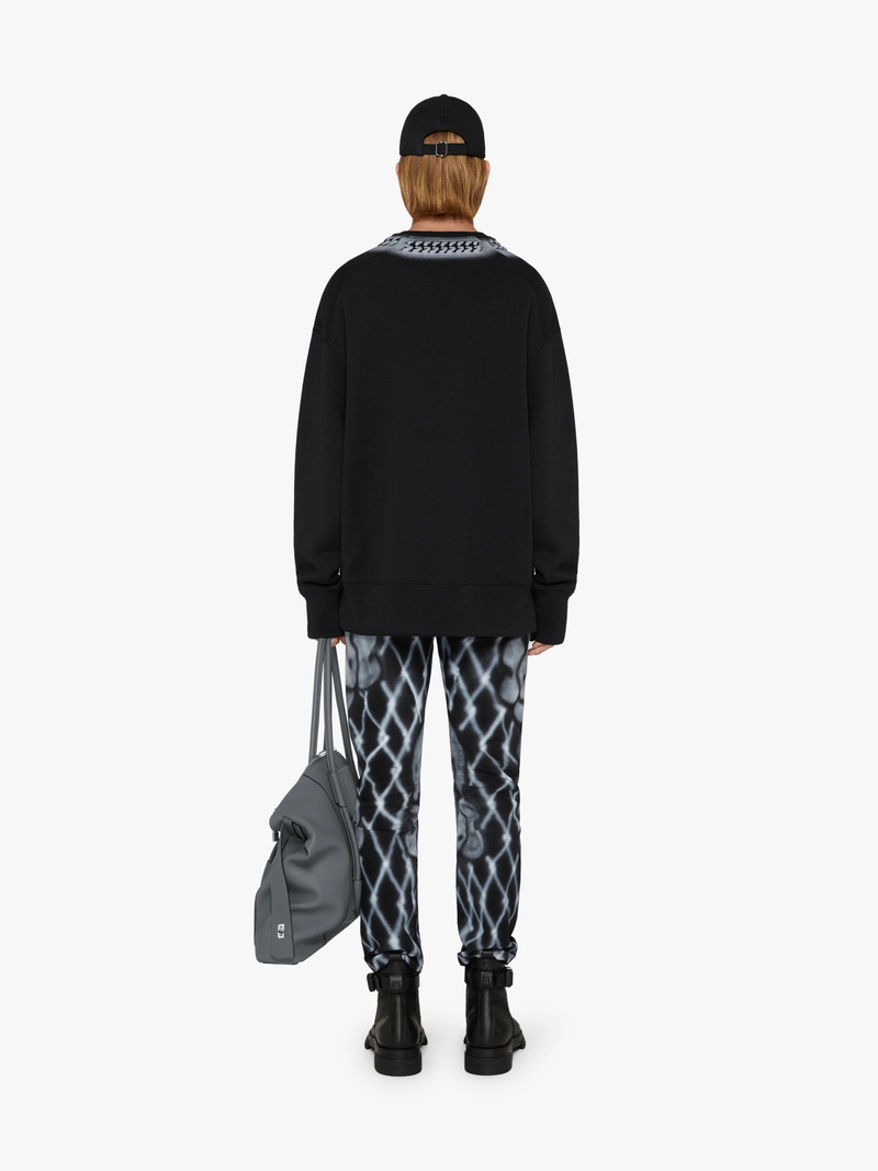 SWEATSHIRT WITH TAG EFFECT EMBOSSED CHAIN COLLAR 4