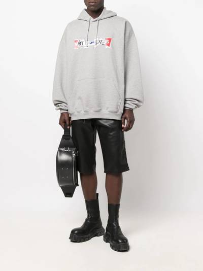 VETEMENTS logo-print hoodie outlook