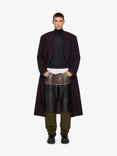 Givenchy LONG OVERSIZED DOUBLE BREASTED COAT IN WOOL outlook