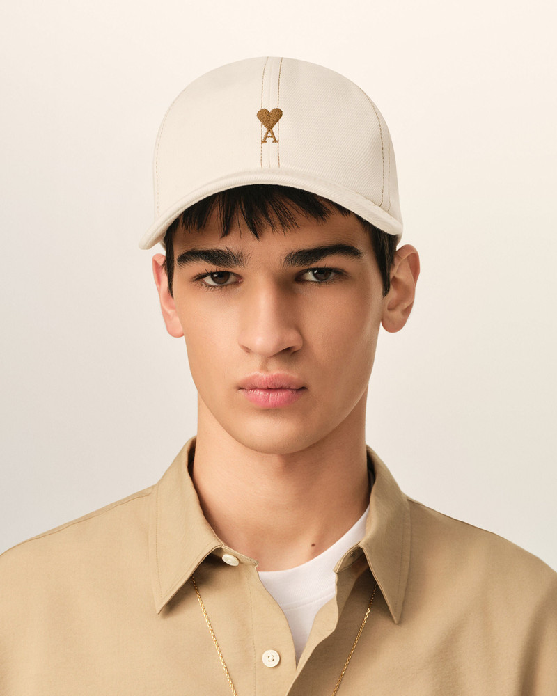AMI Paris WHITE COTTON CAP WITH AMI DE COEUR outlook
