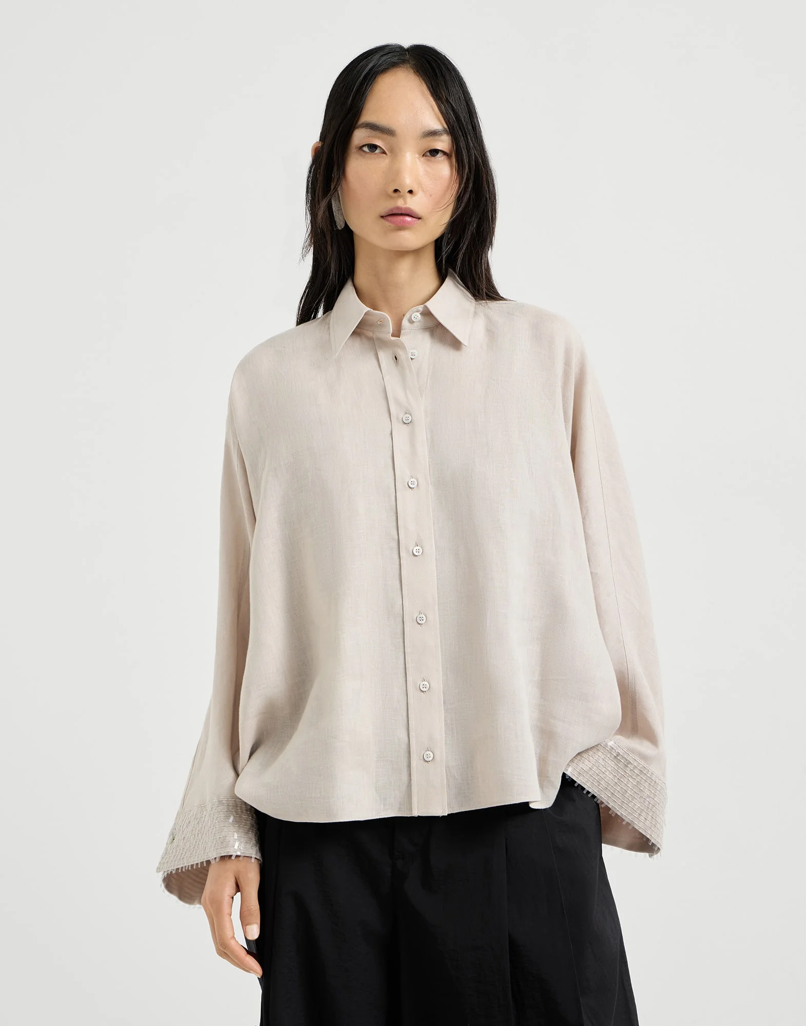 Linen shirt with dazzling cascade cuffs - 1