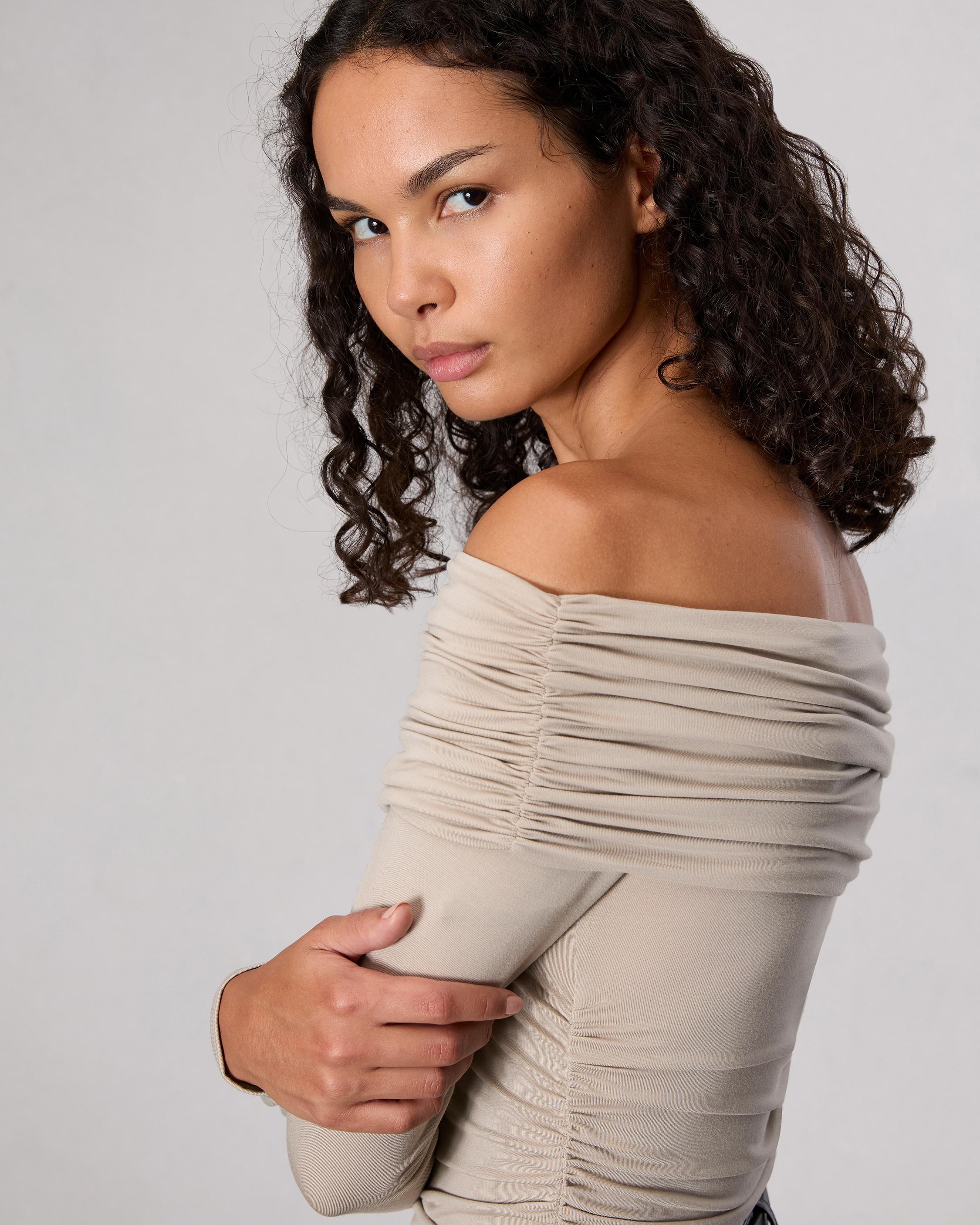 Luca Off-Shoulder Top - 5