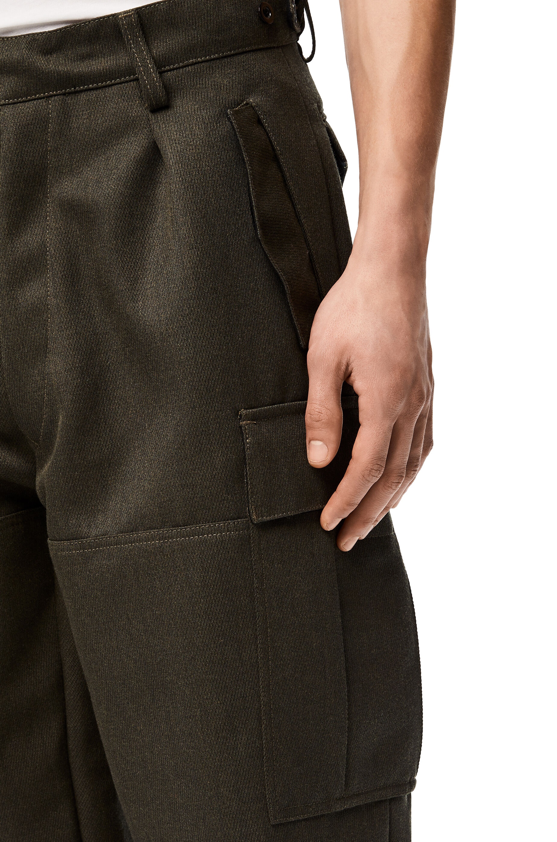 Cargo trousers in wool - 5