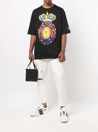 VERSACE JEANS COUTURE crest print T-shirt outlook