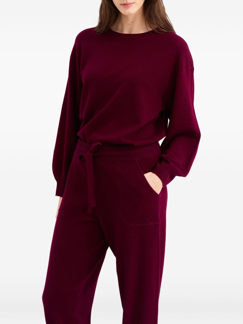 Famous sweater 4