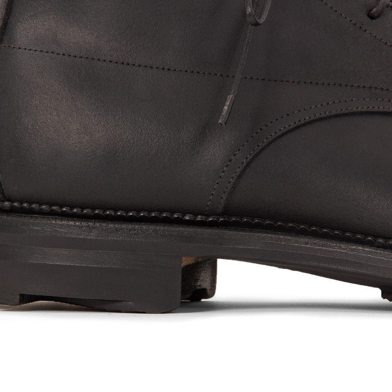 Navvy™ - Black Waxy Commander 9