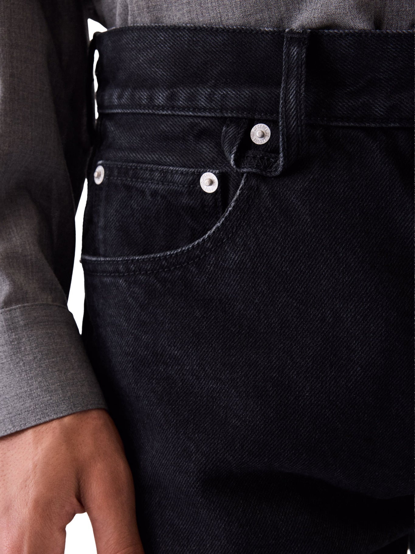 STRAIGHT PANTS IN DE-NÎMES DENIM - 5