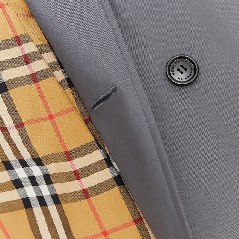 The Mid-length Chelsea Heritage Trench Coat 9