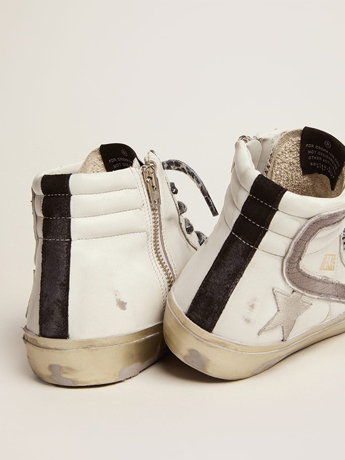 Slide sneakers with white suede star and dove-gray lizard-print leather flash - 5