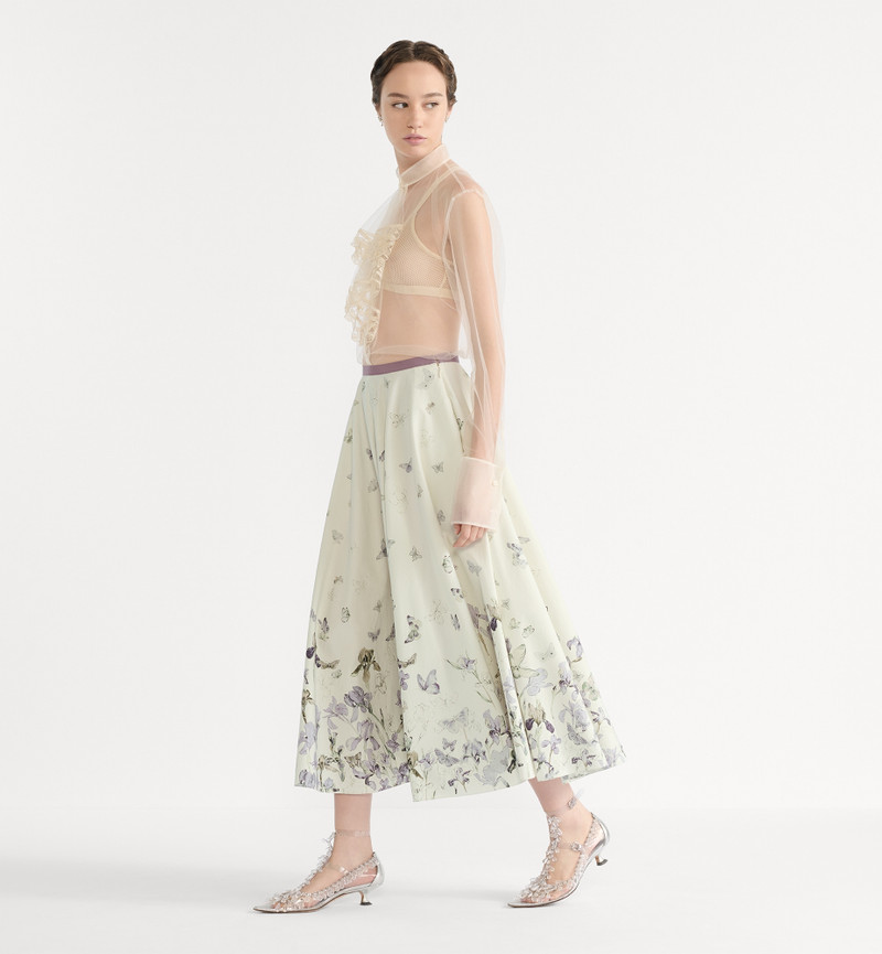 Mid-Length Flared Skirt 2