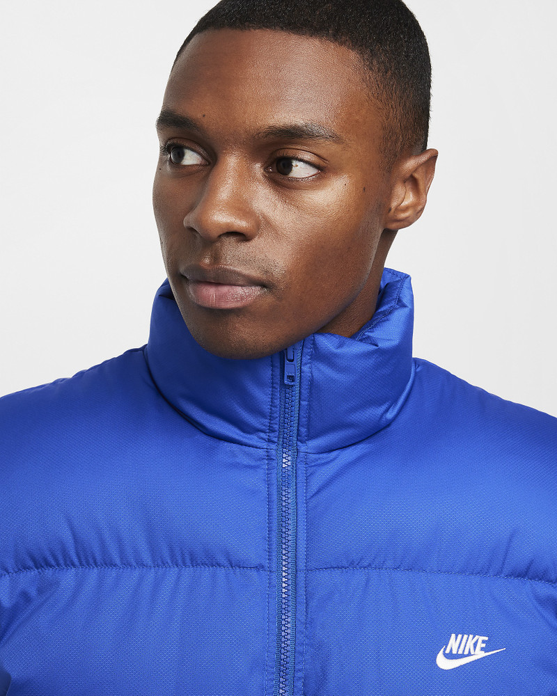 Nike Sportswear Club PrimaLoft® Men's Water-Repellent Puffer Vest 3