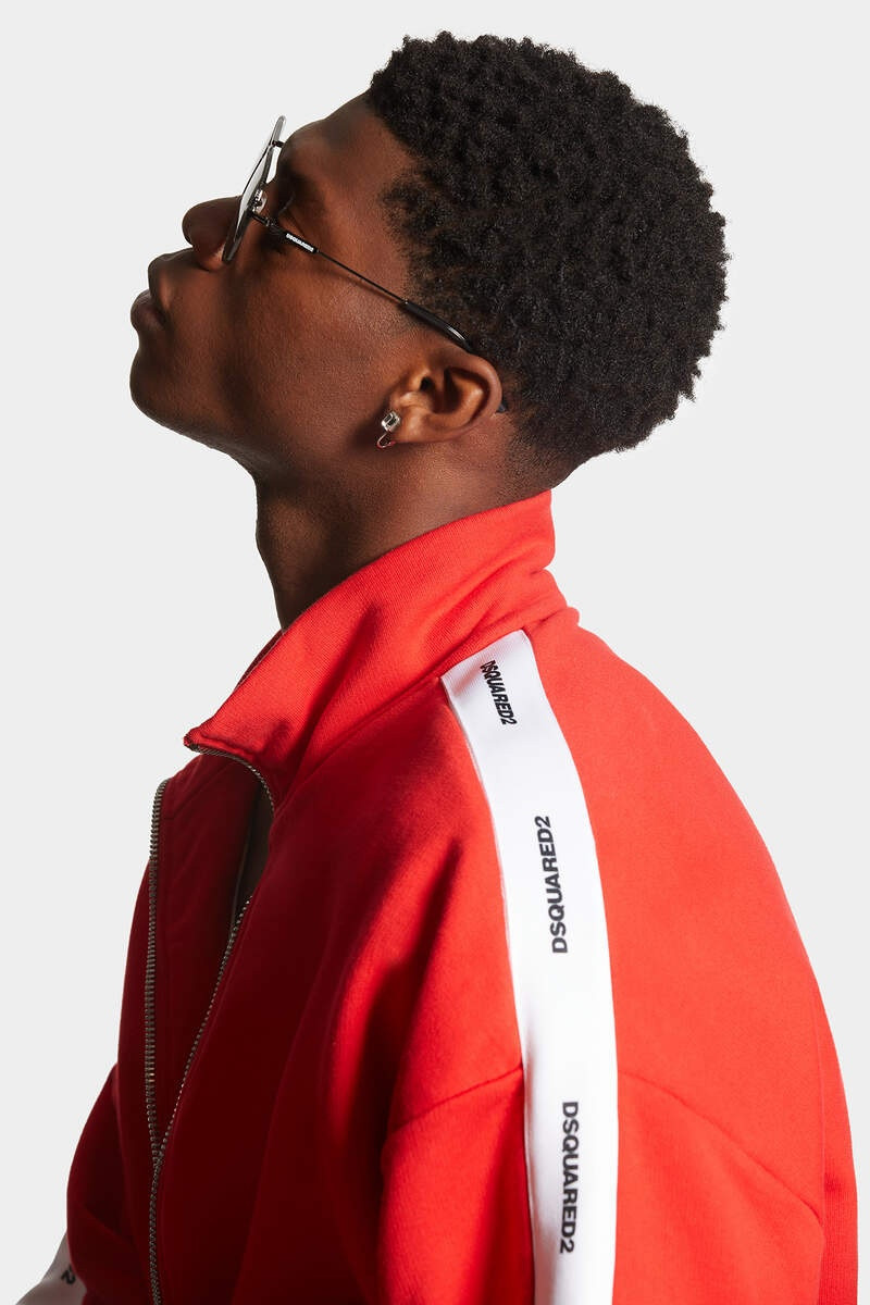 BURBS FIT ZIP SWEATSHIRT 5