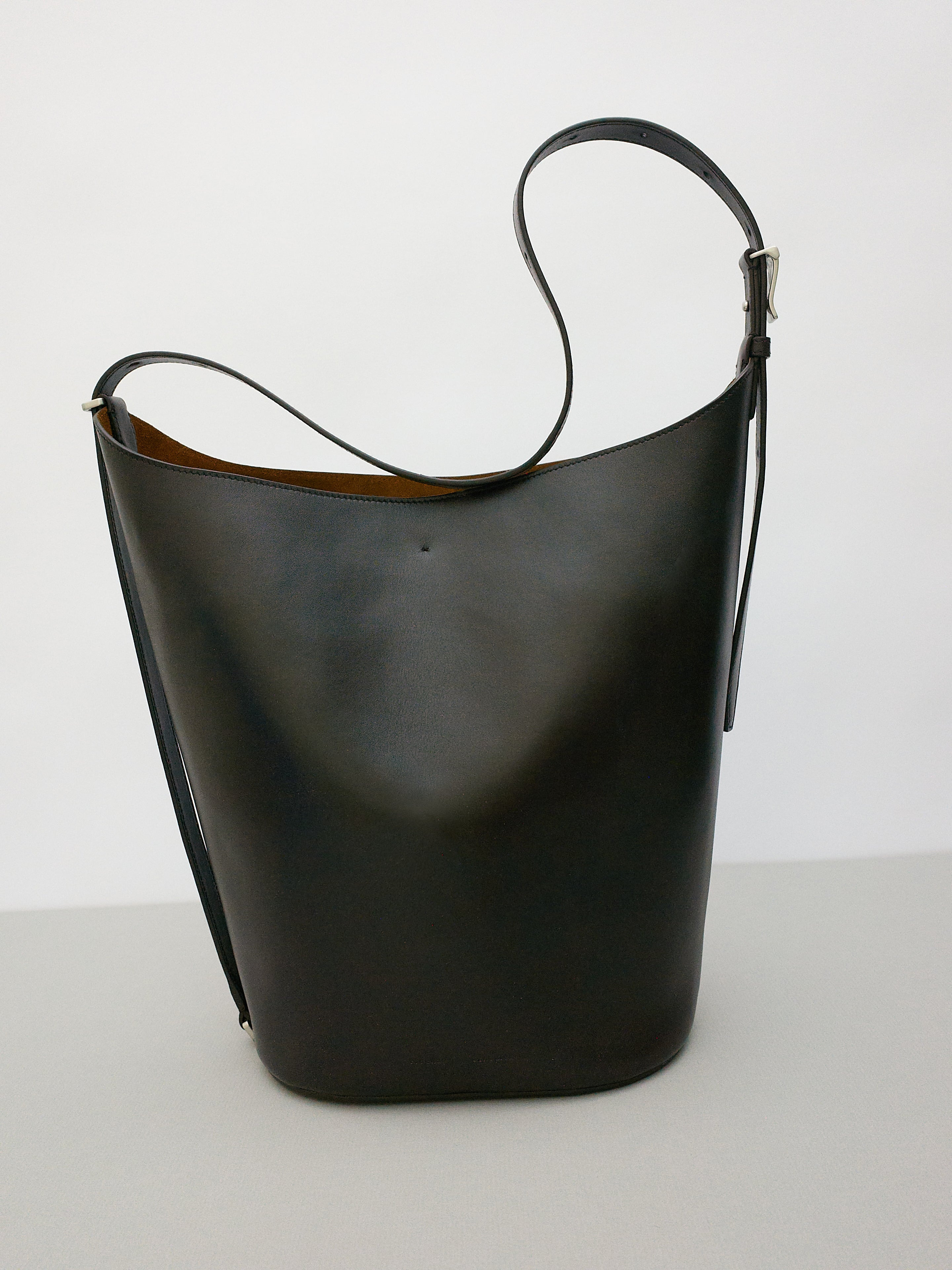 Brant Bucket Bag in Smooth Calf - 11